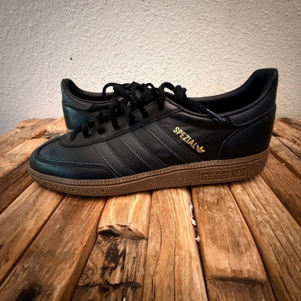 Adidas Handball Spezial Size 9.5 Black Leather Gum Sole Sneakers JS3868